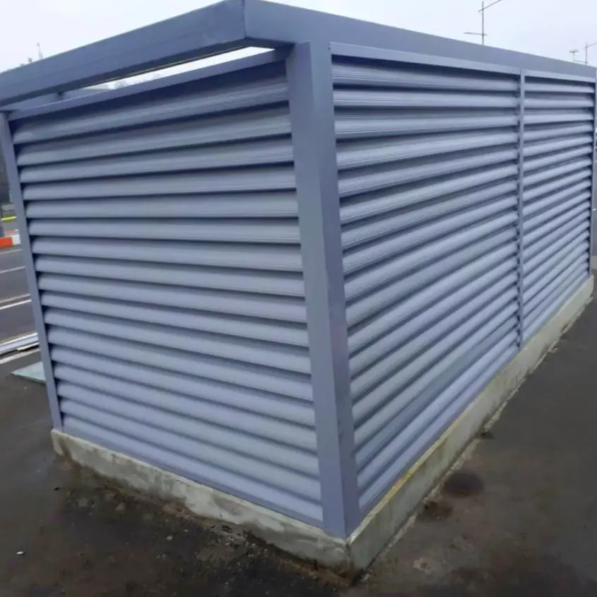 Фото 3 отделка вентиляционной шахты ламелями Еврожалюзи RAL7004 Серый