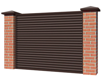 Секция забора жалюзи из ламелей Жалюзи ЭКО-Z RAL8017 Шоколад с кирпичными столбами